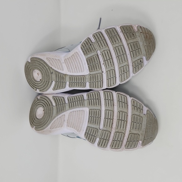 Under Armour Womens Charged Assert Deluxe Foam Sneaker, sz 11 - Picture 5 of 9